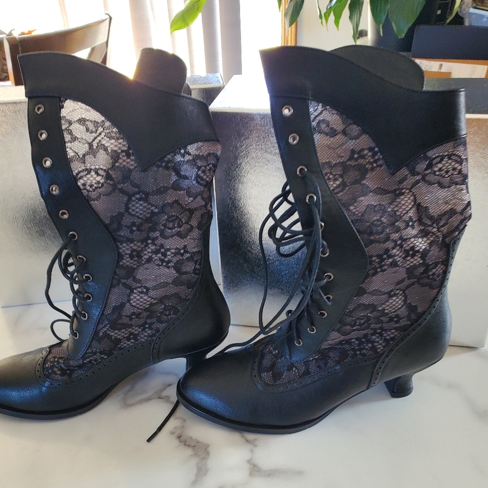 Black Heeled Lace Boots - Picture 8 of 16